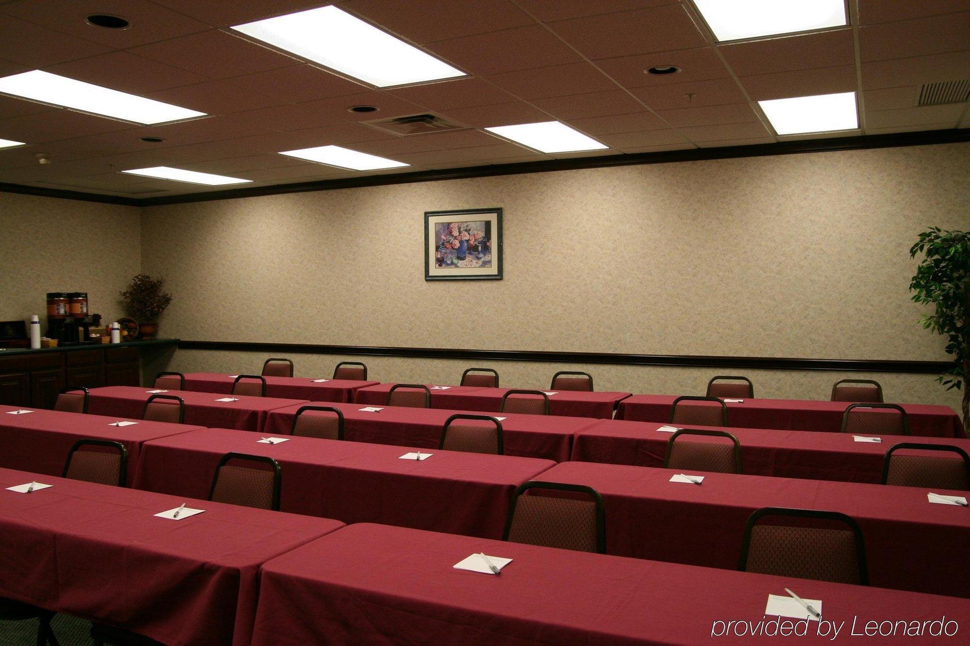 Comfort Inn & Suites Toledo Facilities photo